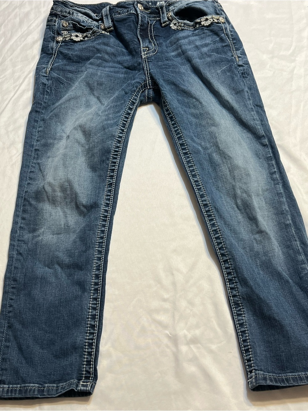 Miss Me Women's Straight-Leg Washed Blue Jeans with Embellished Pockets